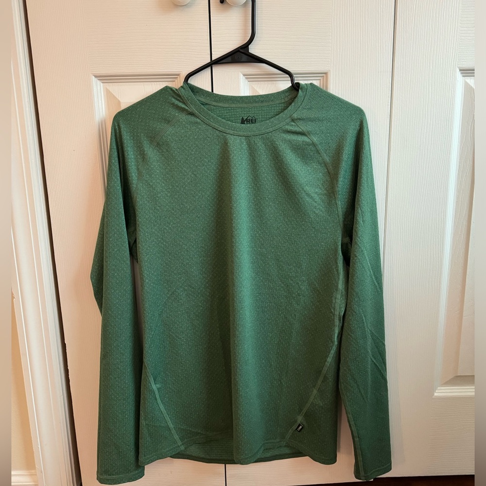 MENS REI long sleeve shirt